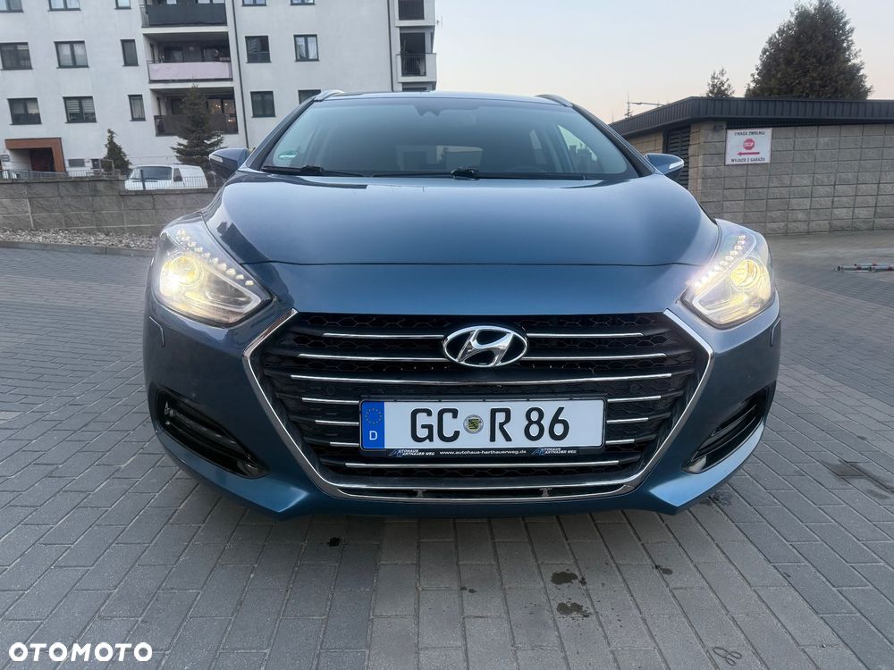 Hyundai i40 Kombi blue 1.7 CRDi DCT Premium - 7