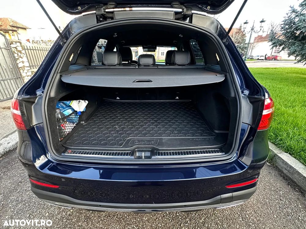 Mercedes-Benz GLC - 10