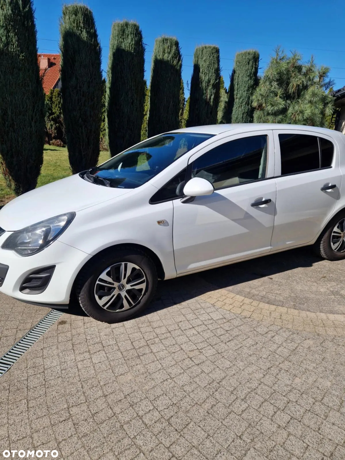 Opel CORSA - 2