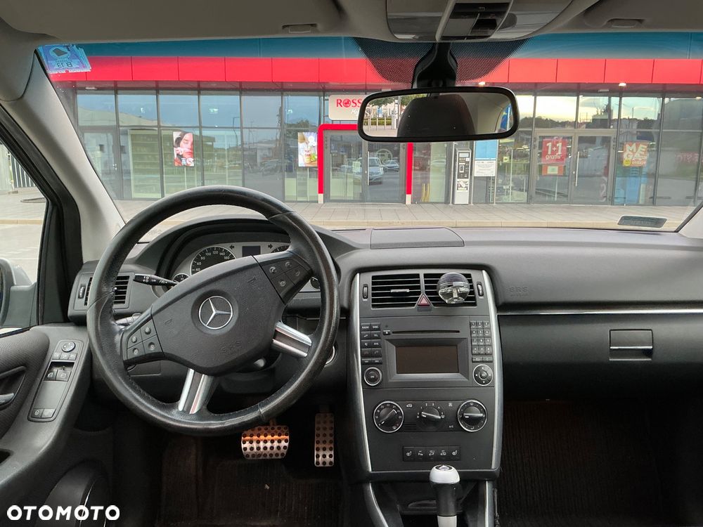 Mercedes-Benz Klasa B 180 CDI DPF Autotronic SPORT EDITION - 14