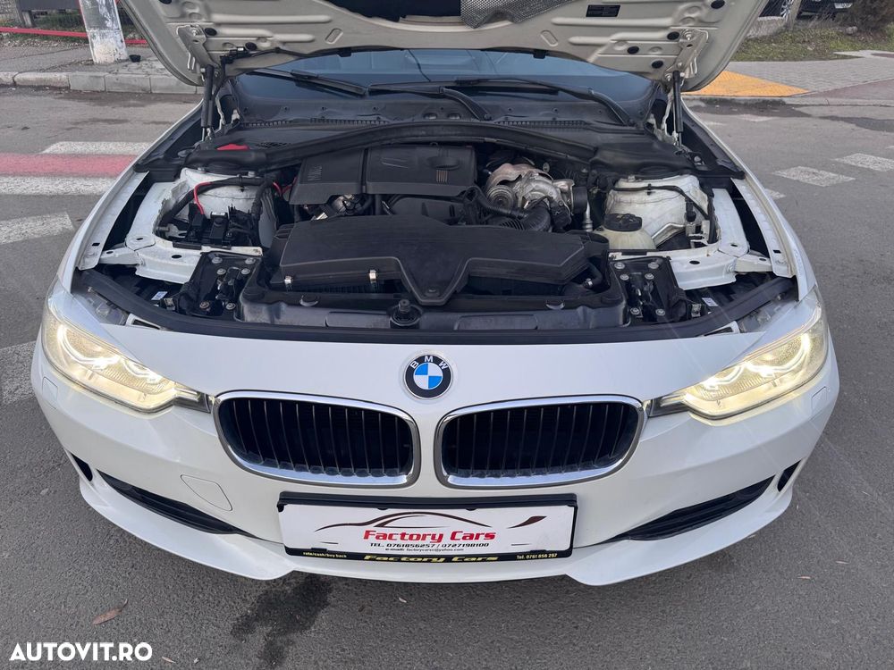 BMW Seria 3 316i Aut. - 26