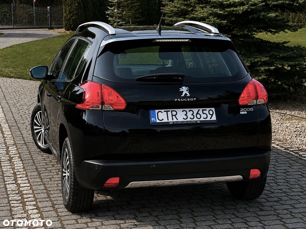 Peugeot 2008 1.6 e-HDi Allure S&S - 9