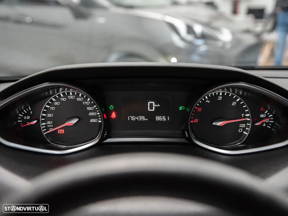 Peugeot 308 1.6 BlueHDi Allure J17 - 14