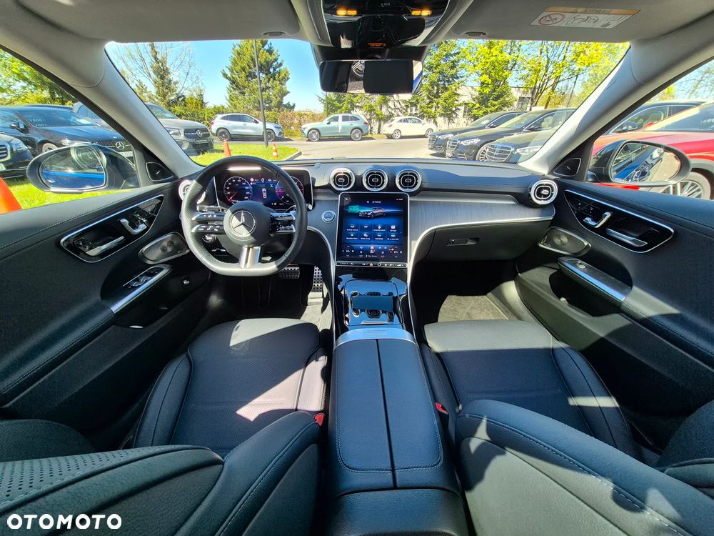 Mercedes-Benz Klasa C 220 d mHEV 4-Matic AMG - 27