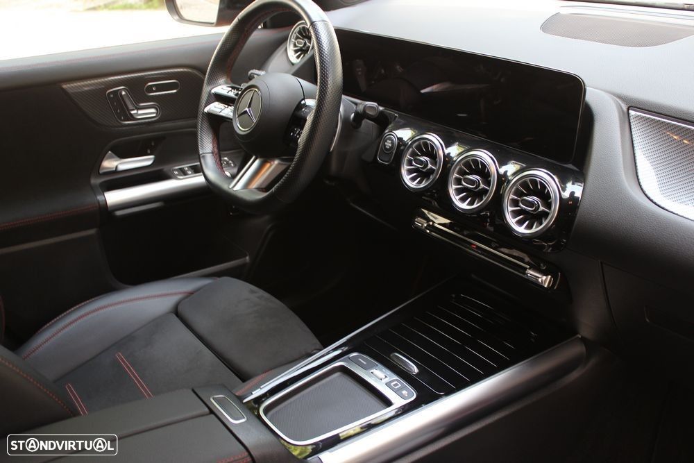 Mercedes-Benz GLA 250 e 8G-DCT AMG Line - 29