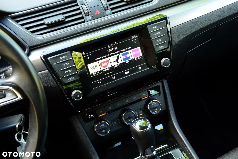 Skoda Superb 2.0 TDI DSG Style - 10
