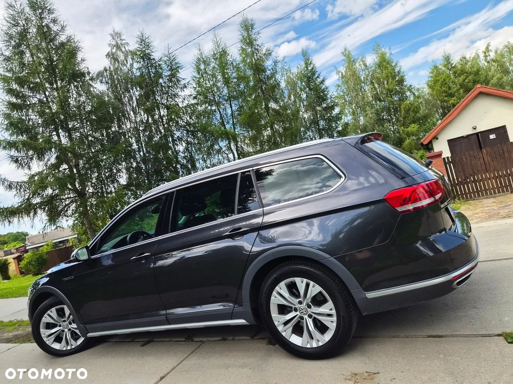 Volkswagen Passat Alltrack 2.0 TDI SCR 4Motion DSG - 4