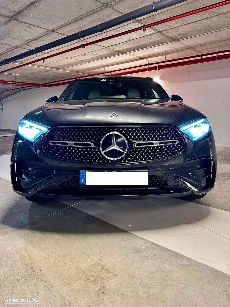 Mercedes-Benz GLC 300 de Coupe 4Matic - 4