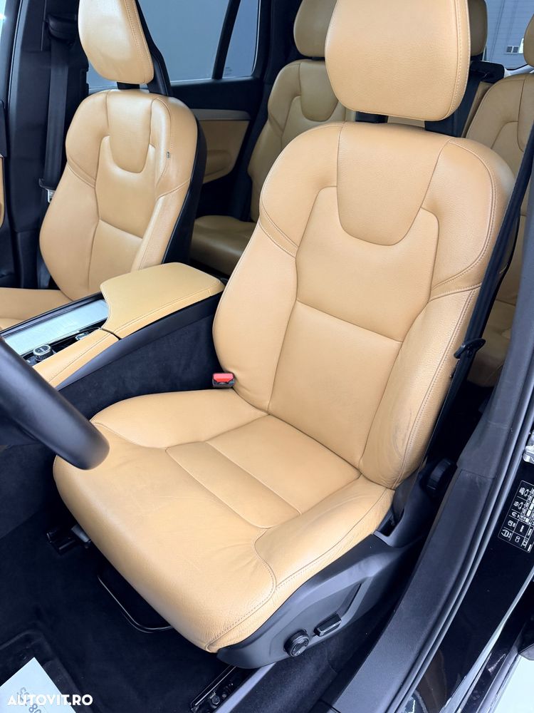Volvo XC 90 D5 AWD Geartronic Momentum - 14