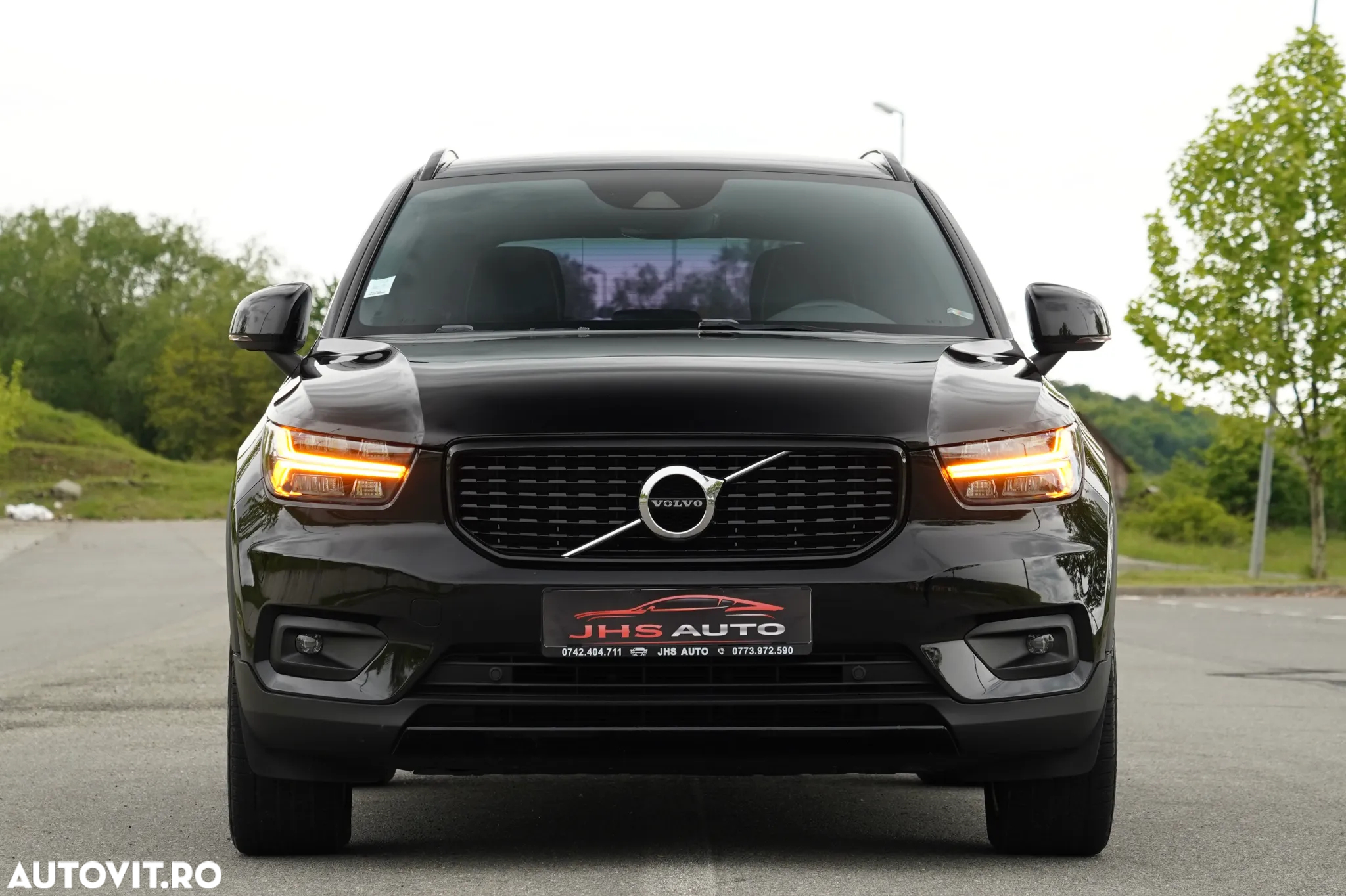 Volvo XC 40 D4 AWD Geartronic R-Design - 21