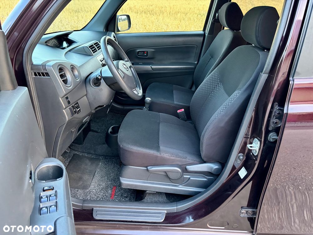 Daihatsu Materia - 18