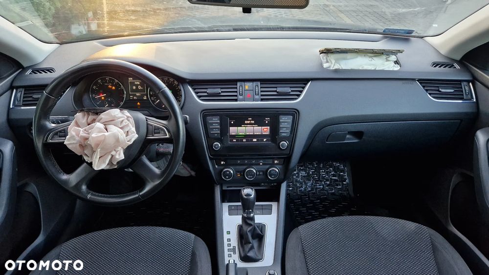 Skoda Octavia 1.4 TSI Elegance DSG - 10