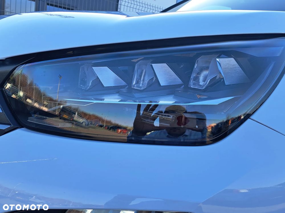 Peugeot 2008 - 12