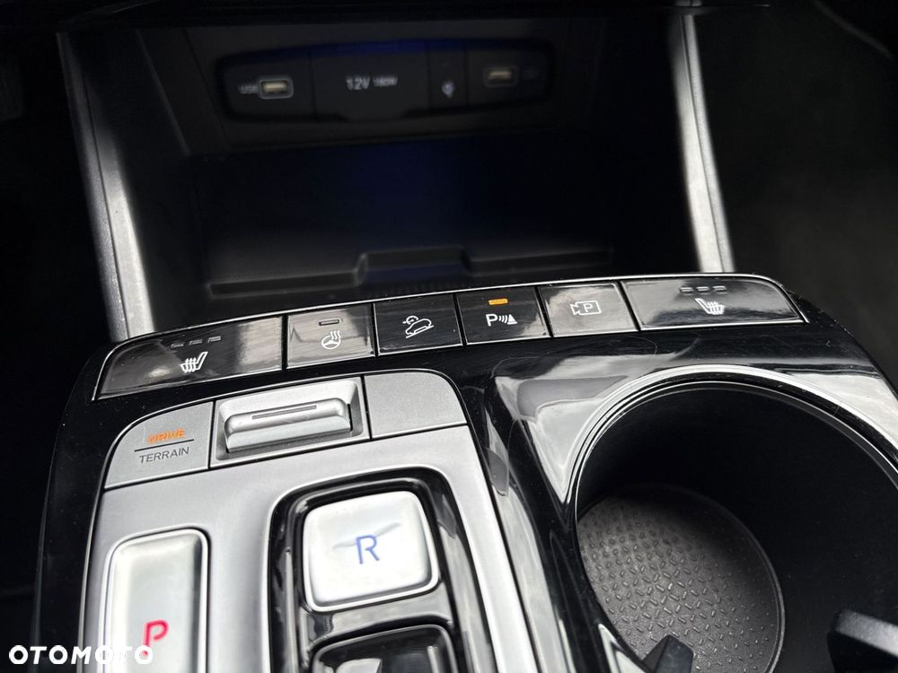 Hyundai Tucson 1.6 T-GDi HEV Executive 4WD - 22
