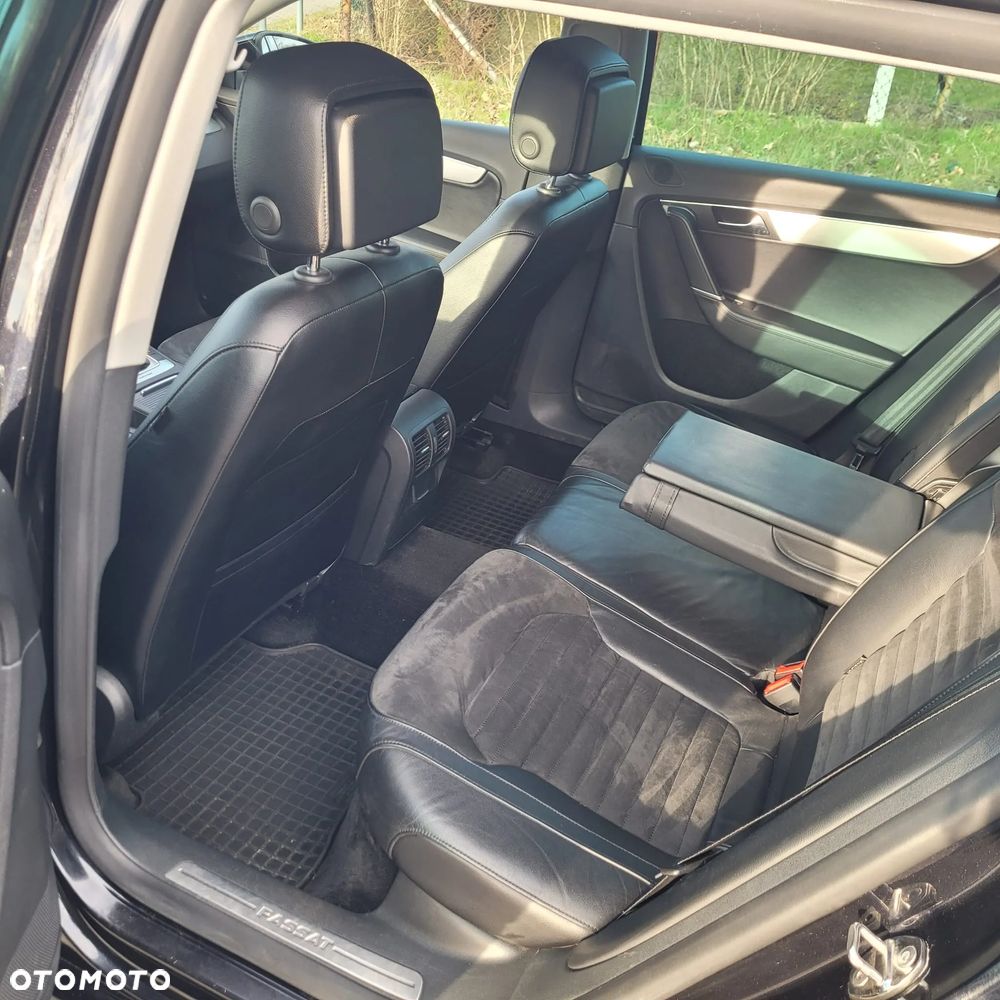 Volkswagen Passat 2.0 TDI 4Mot Highline DSG - 21