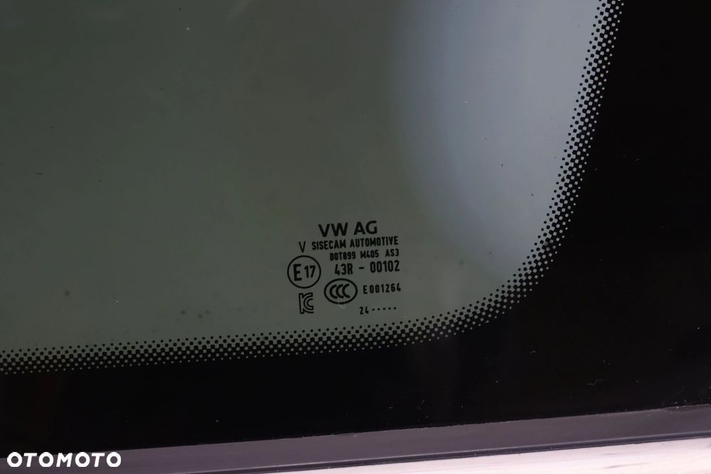 VW Passat B9 szyba karoseryjna tył prawa 3J0845298L - 3