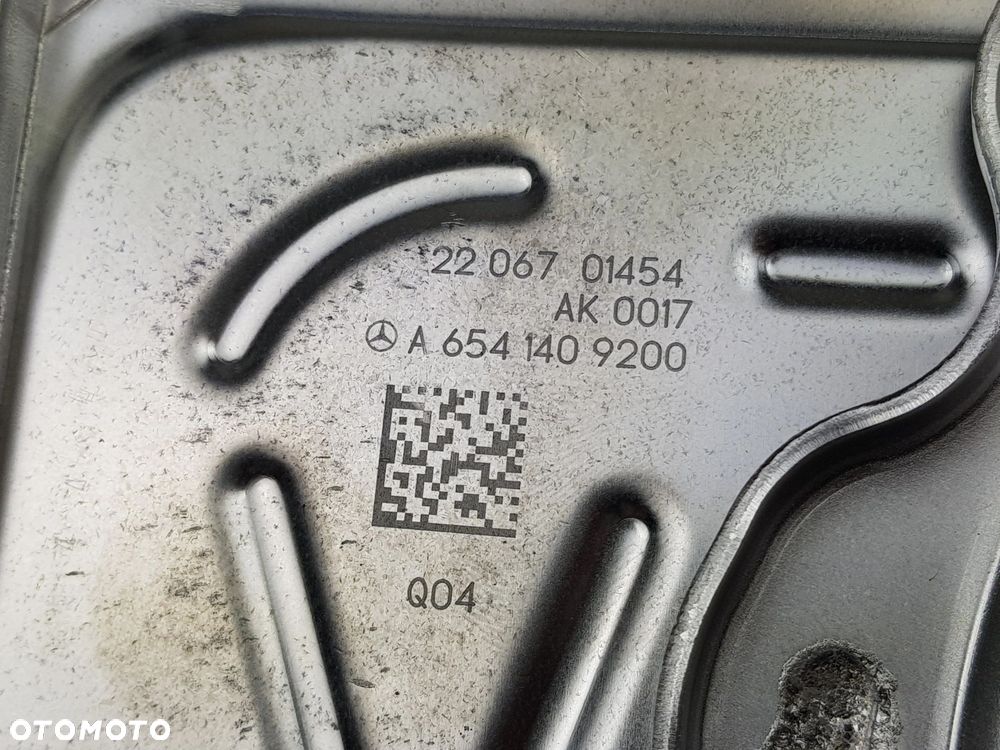 NOWA ORYGINALNA Chłodnica Chłodniczka spalin EGR Mercedes w213 w222 2.0 CDI - 9