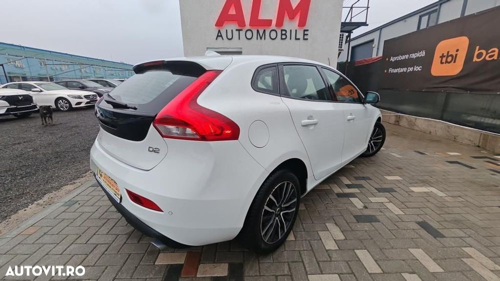 Volvo V40 - 9
