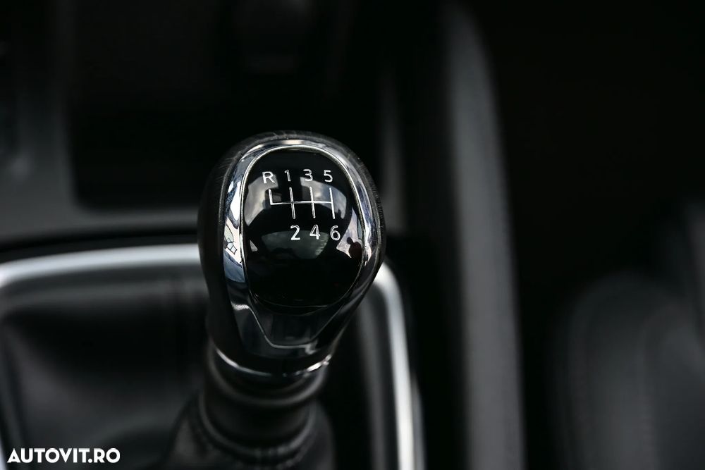 Nissan Qashqai 1.6 DIG-T TEKNA - 12
