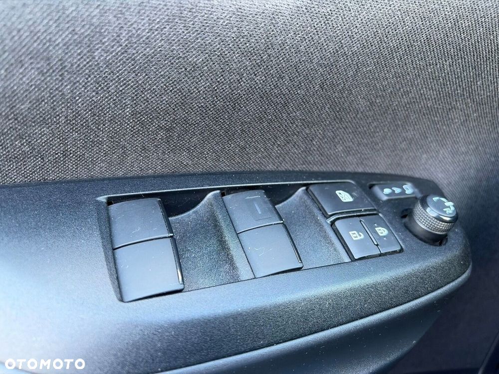 Toyota Yaris Cross Hybrid 1.5 Comfort - 24