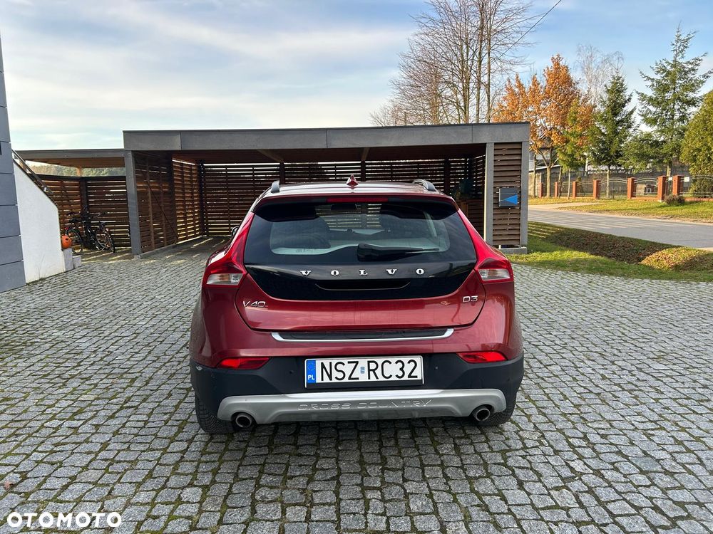 Volvo V40 Cross Country - 5