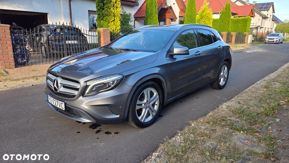 Mercedes-Benz GLA - 3