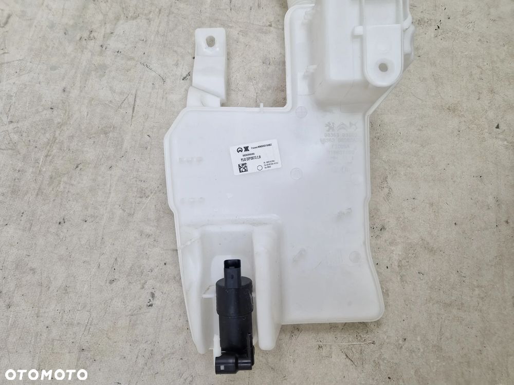 Zbiornik zbiorniczek spryskiwaczy Alfa Romeo Junior Jeep Avenger Fiat 600 2023- Lancia Ypsilon 2024- - 2