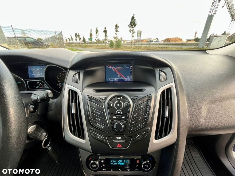Ford Focus - 10
