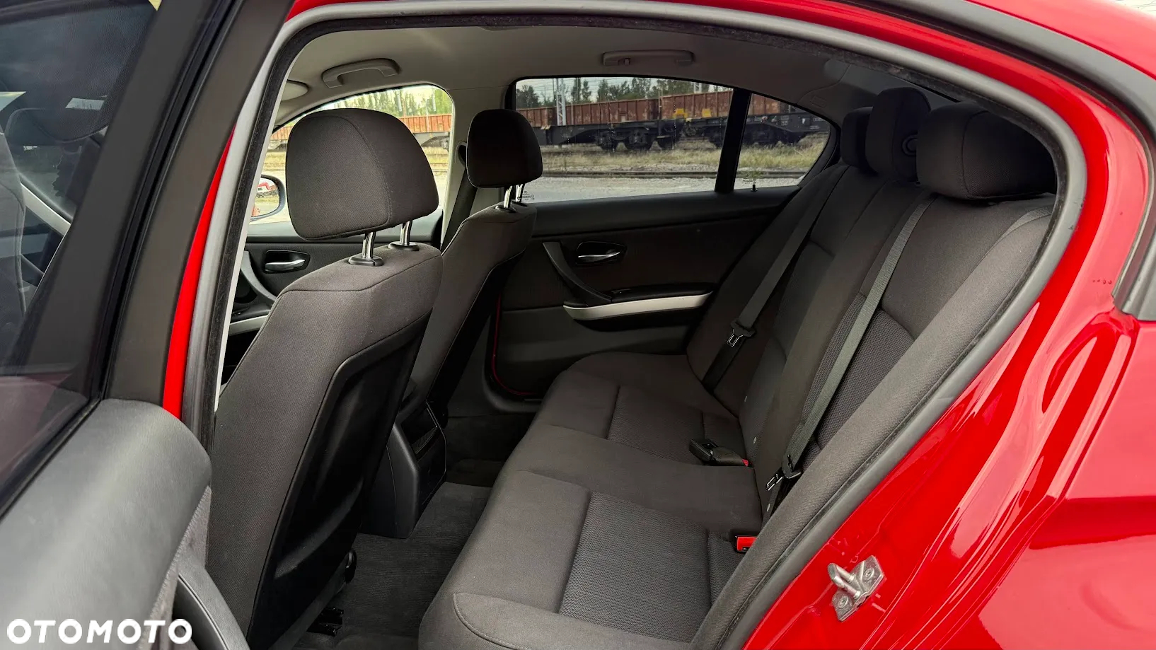 BMW Seria 3 318i Edition Sport - 15