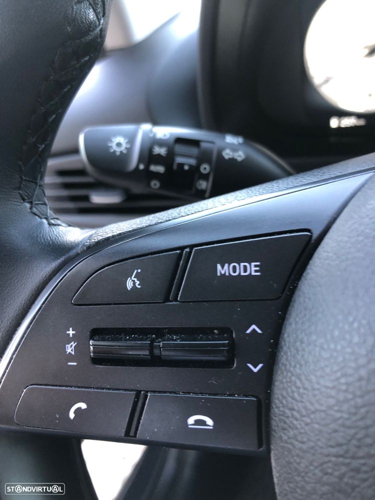 Hyundai Bayon 1.0 T-GDi Premium DCT - 35