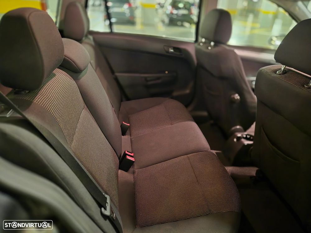 Opel Astra 1.4 Edition - 25