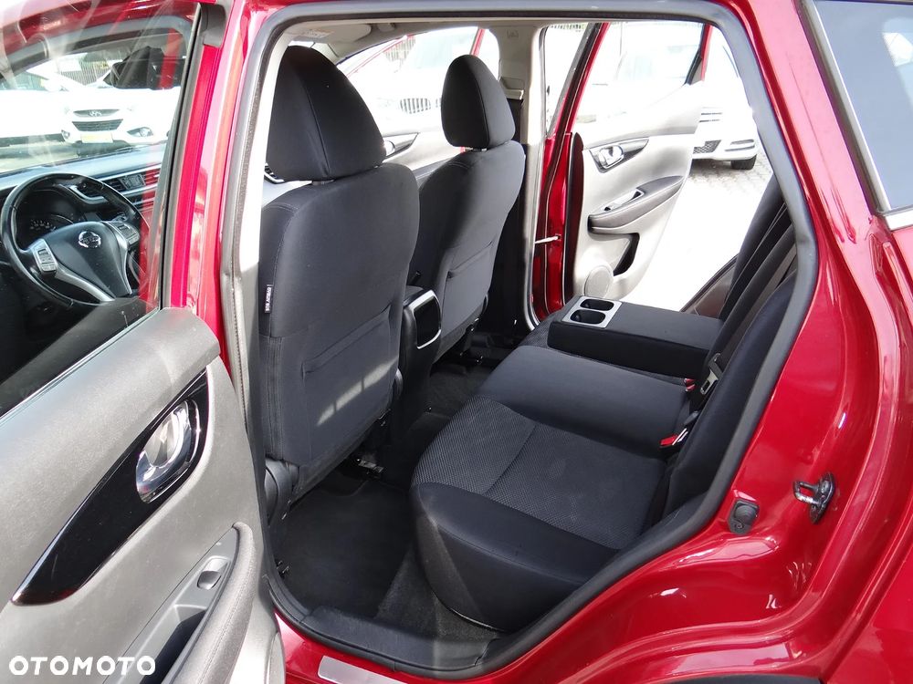 Nissan Qashqai 1.2 DIG-T Xtronic TEKNA+ - 38