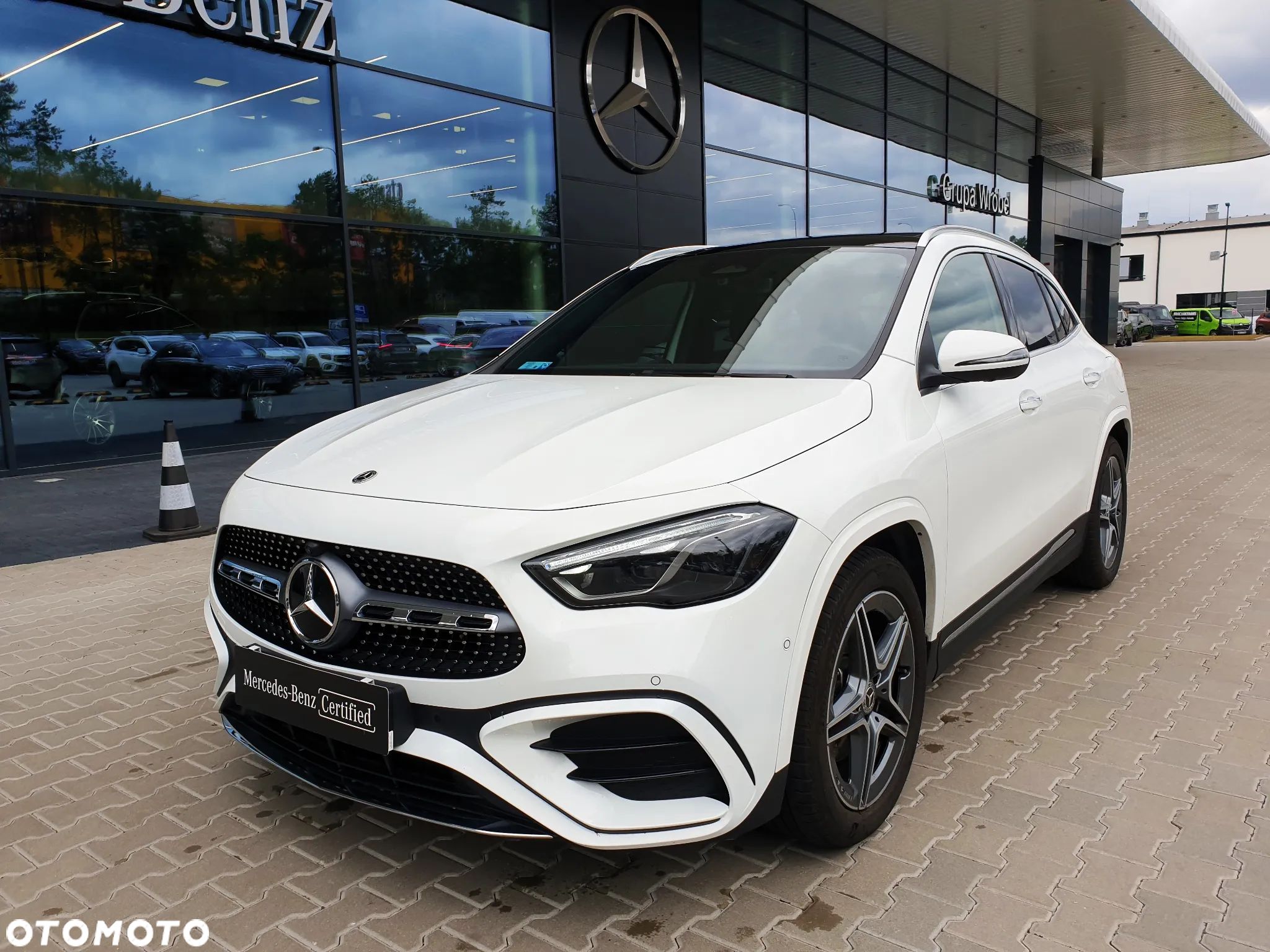Mercedes-Benz GLA 200 AMG Line - 1