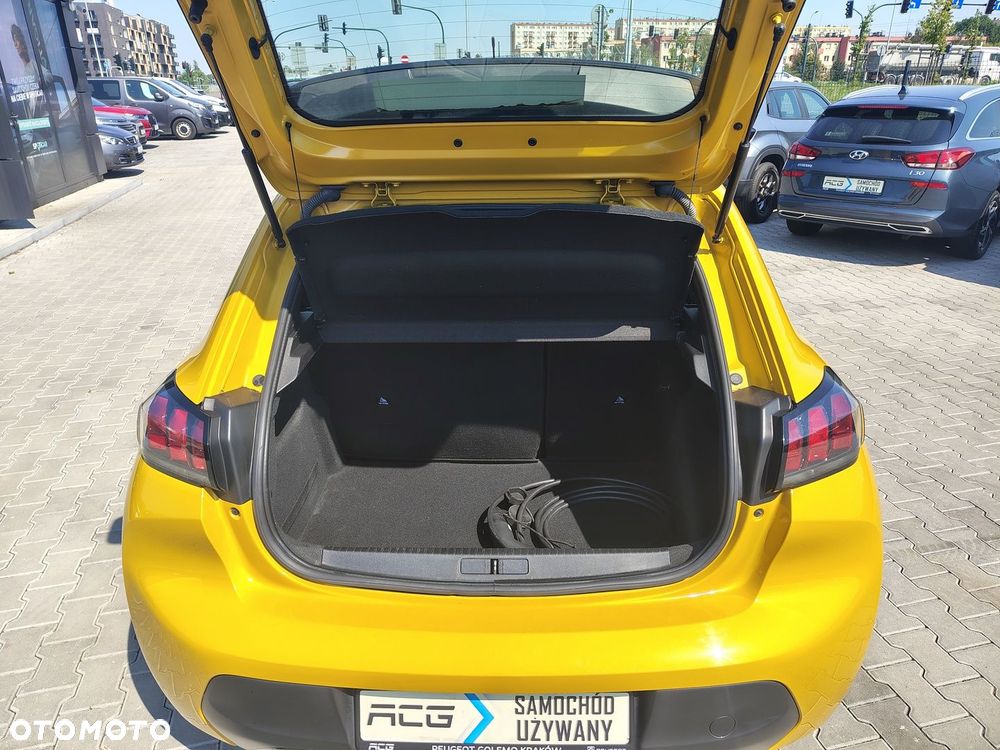 Peugeot 208 - 9