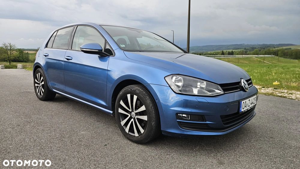 Volkswagen Golf 1.2 TSI Highline - 1