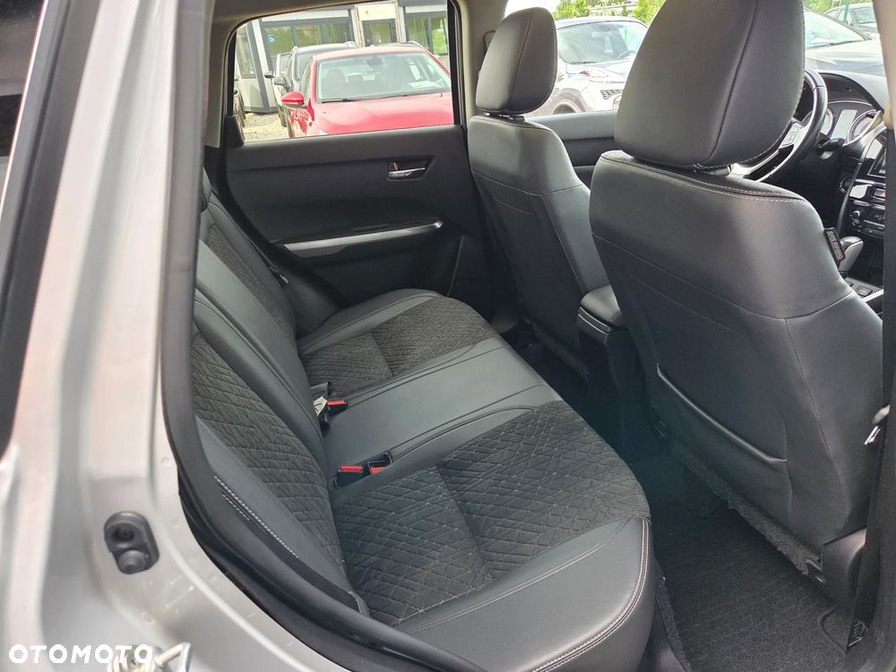 Suzuki Vitara 1.4 Boosterjet Hybrid Automatik Comfort - 12