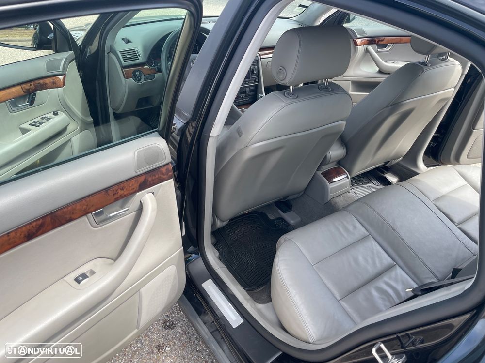 Audi A4 2.0 TDI - 7