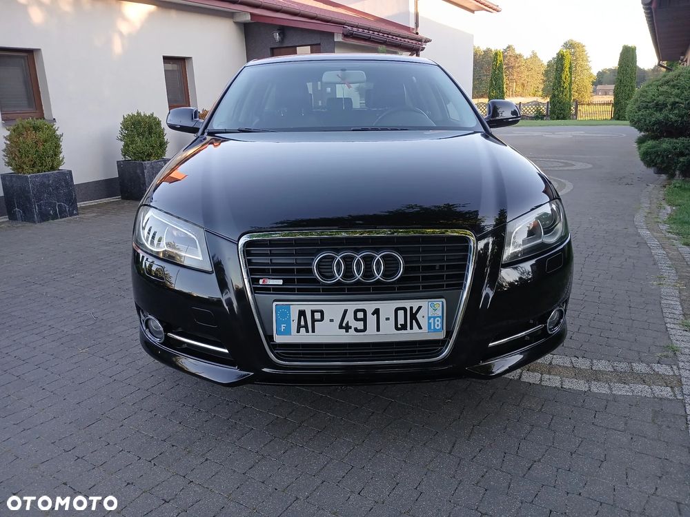 Audi A3 Sportback 1.6 TDI DPF S tronic S line Sportpaket - 6