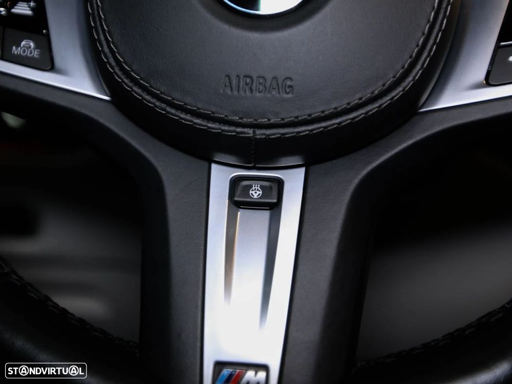 BMW X6 M50i Pack 50 anos - 19