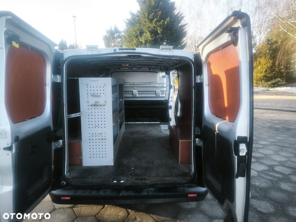 Renault TRAFIC - 11