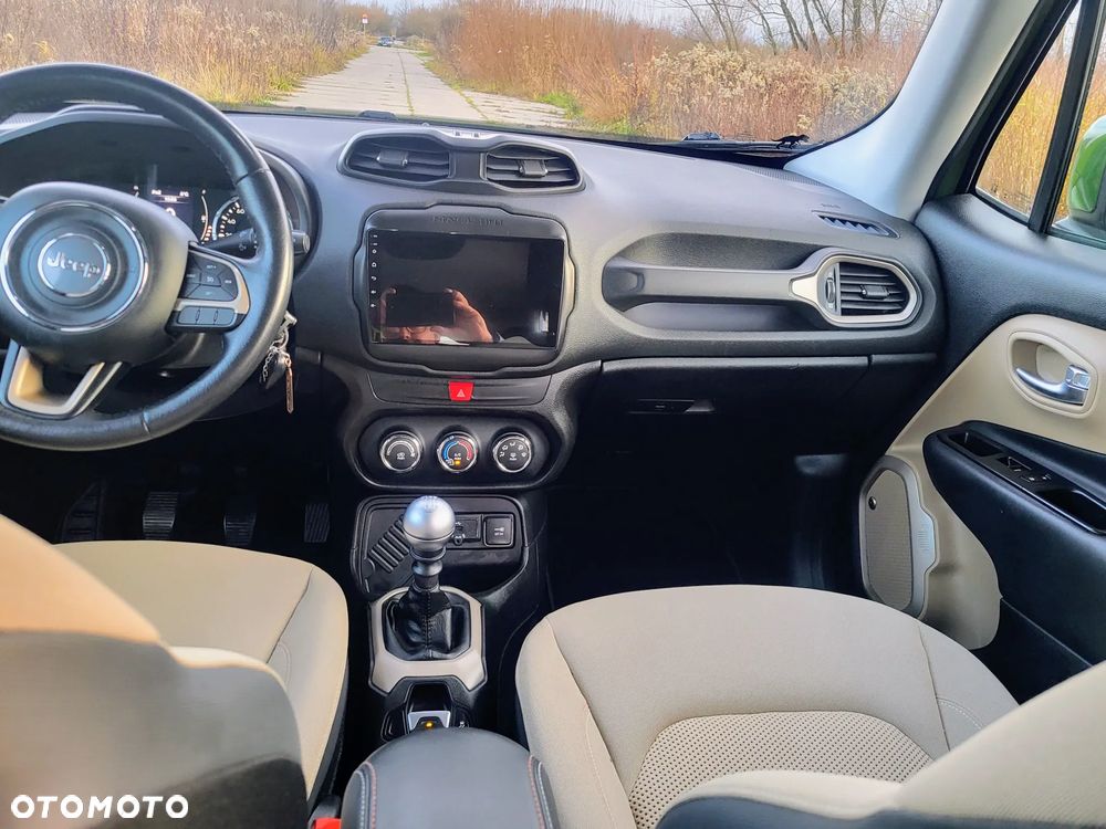 Jeep Renegade - 11