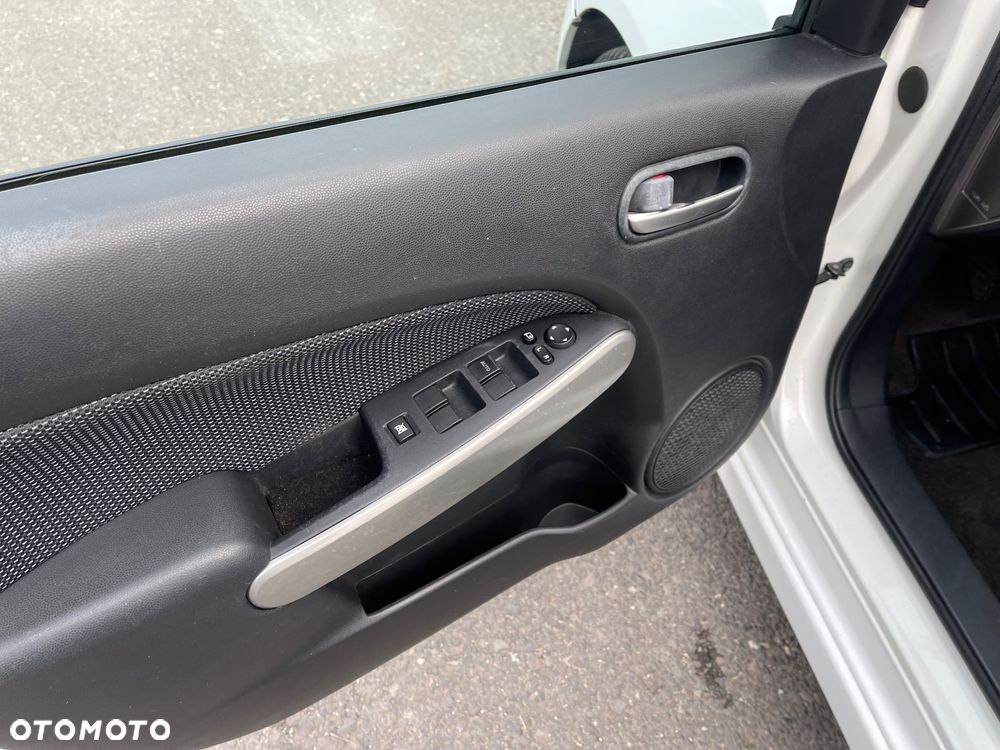 Mazda 2 1.5 Dynamic - 11