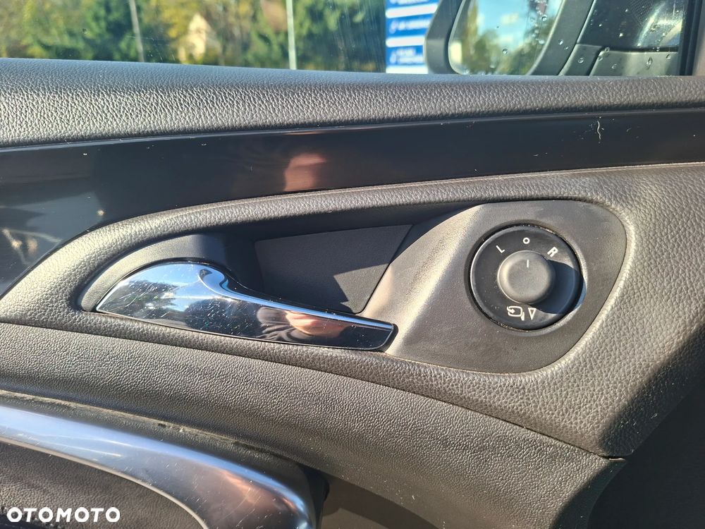 Opel Insignia 2.0 T Cosmo - 7