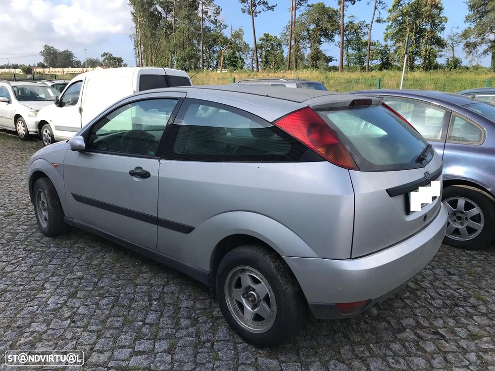 Ford Focus 1.8 TDDi Van 2001 - Para Peças - 7