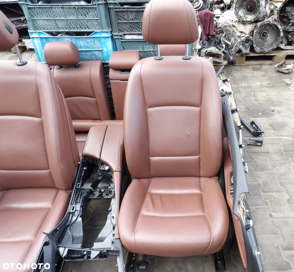 BMW F11 - KOLOR ZIMTBRAU - PO LIFT - FOTELE , KANAPA , BOCZKI , TUNEL ŚRODKOWY - OGRZEWANE - EUROPA - KOMPLET - 3