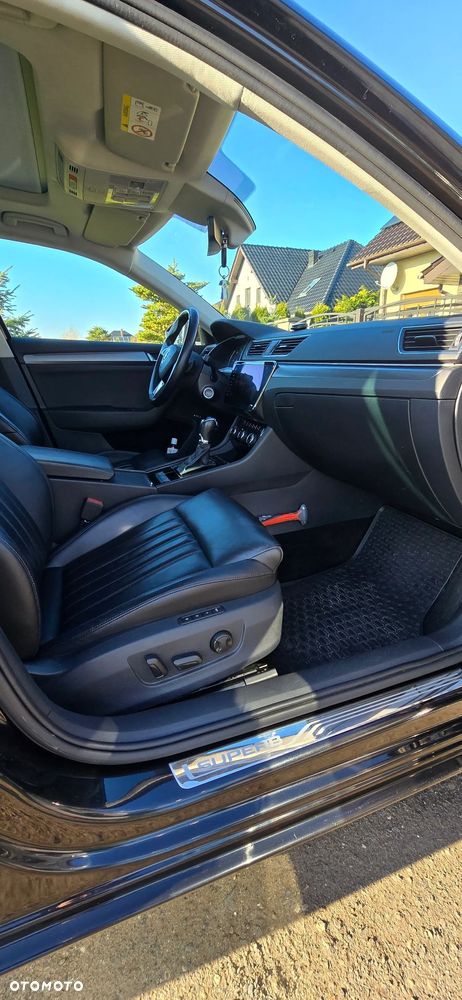 Skoda Superb 2.0 TDI DSG Ambition - 8