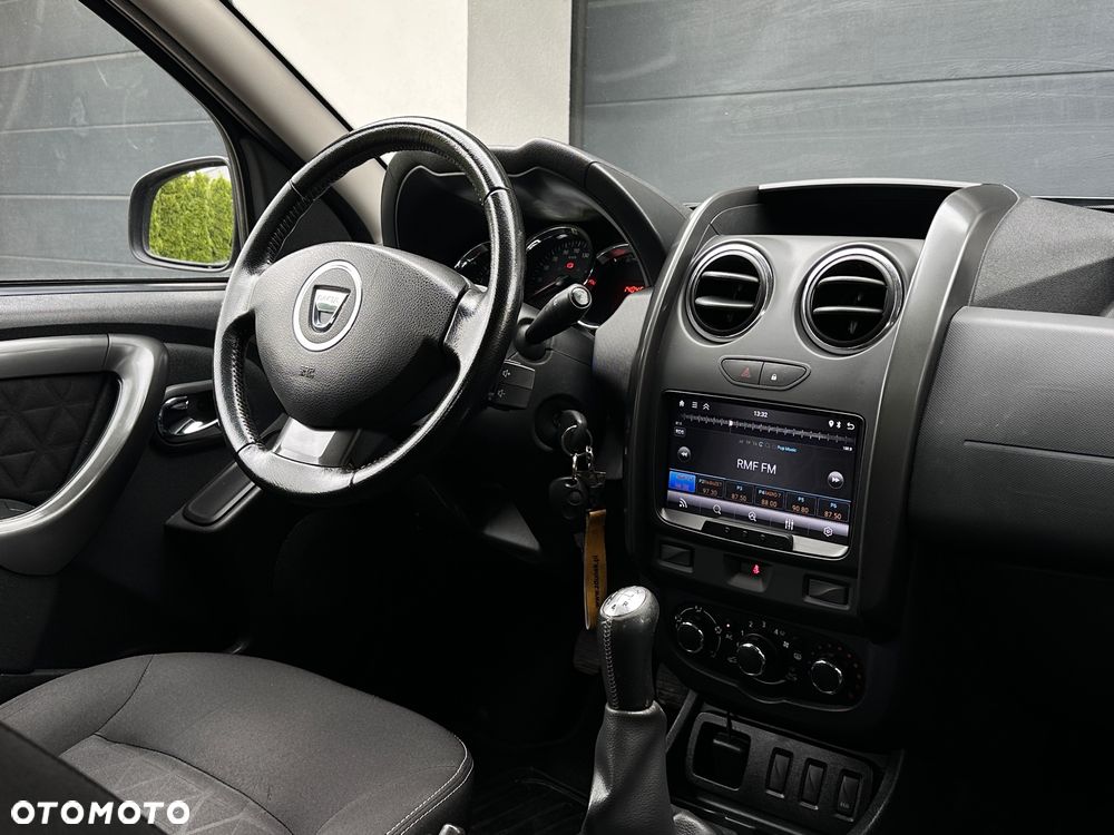 Dacia Duster 1.6 Laureate - 10