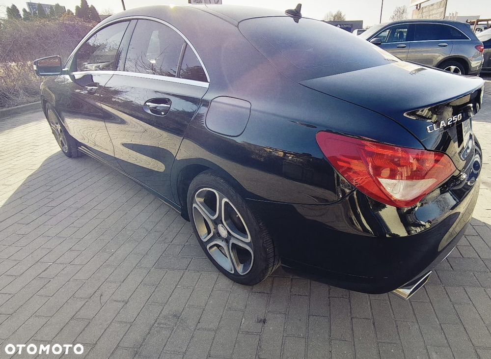 Mercedes-Benz CLA 250 7G-DCT Edition 1 - 14
