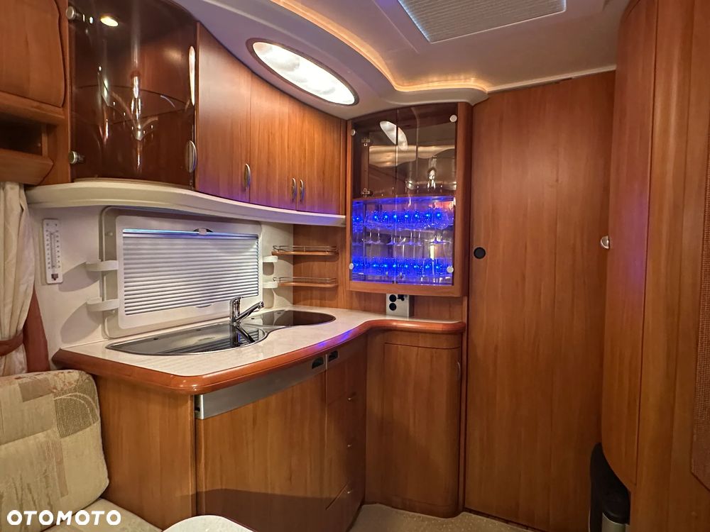 Hobby 460 UFE EXCELLENT z przedsionkiem Isabella. DMC 1300kg !!! - 17