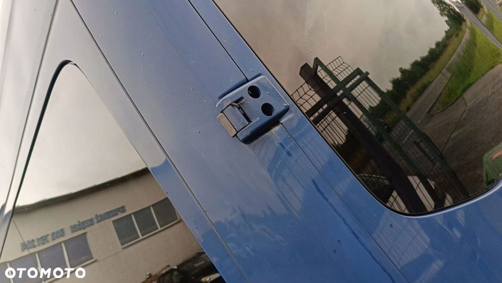 ZAWIAS LEWY GÓRNY DRZWI TYŁ MERCEDES SPRINTER 907 - 1